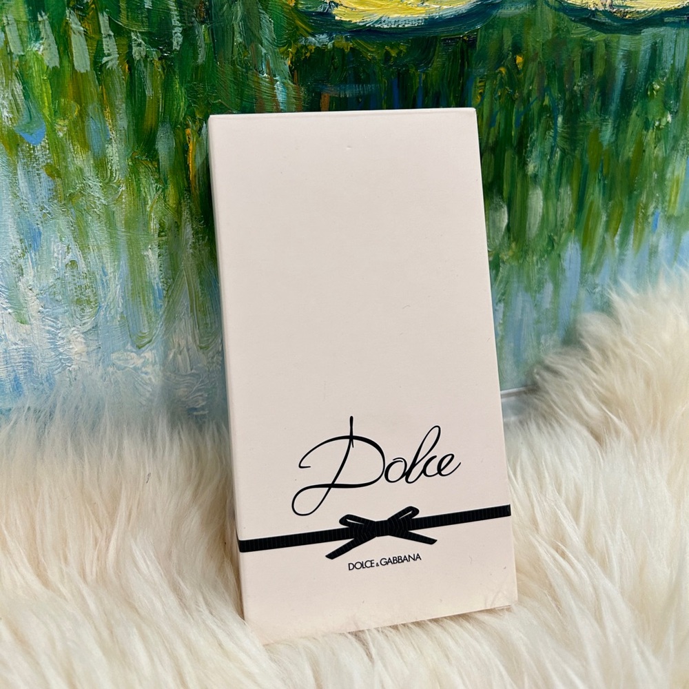 D&G shower gel & lotion set.